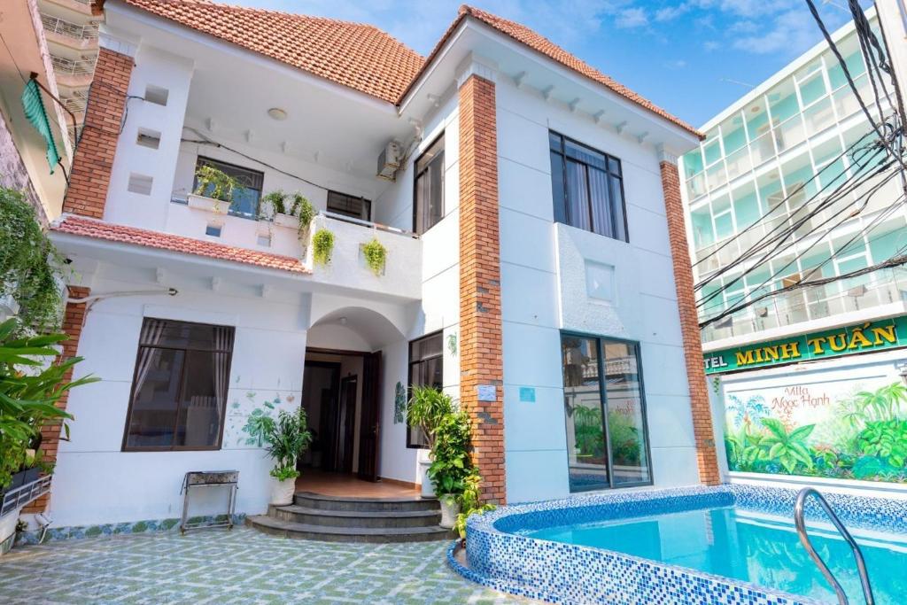 Villa 45 Gan Bien Bai Sau - 100 Met Đi Bo