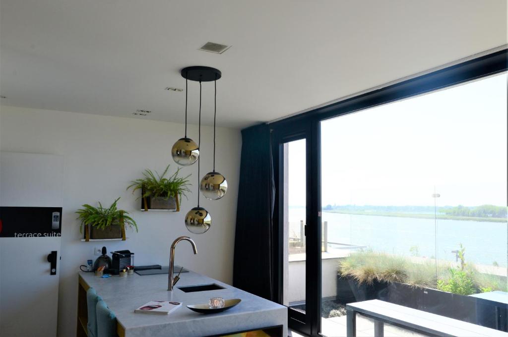 Kaai11 - Riverview Lofts & Suites 8