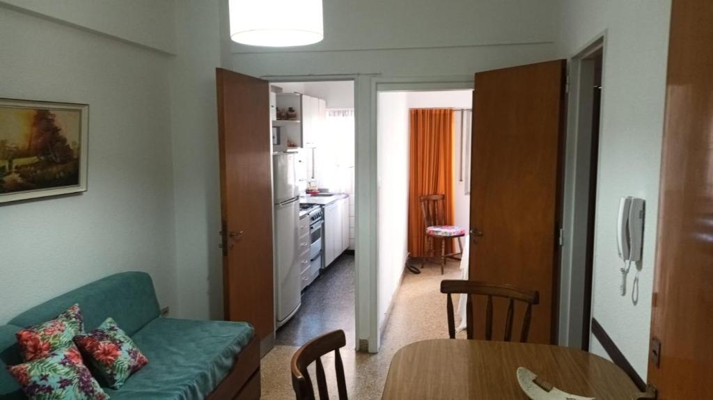 Departamento 2 ambientes Plaza Colon - 4