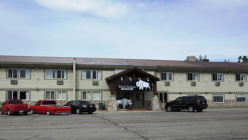 White Buffalo Hotel Photo 37