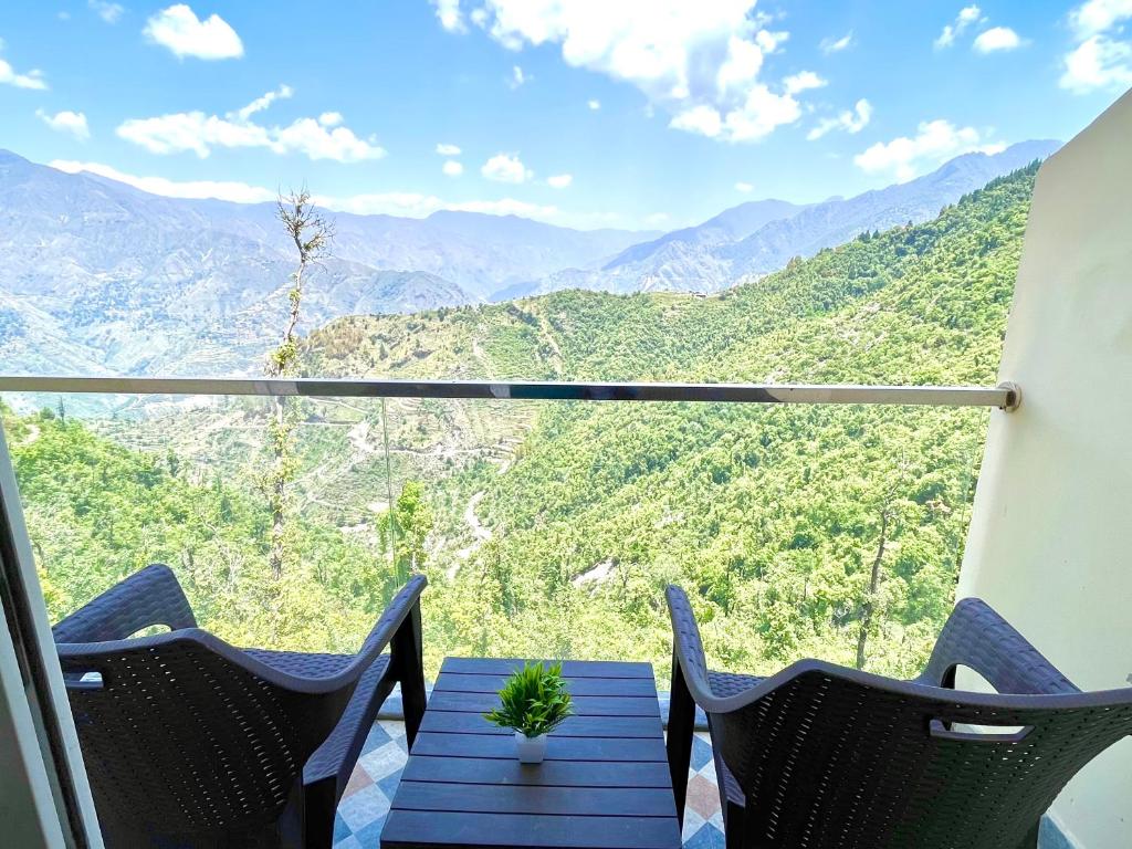 The PineRock Resort, Mussoorie photo