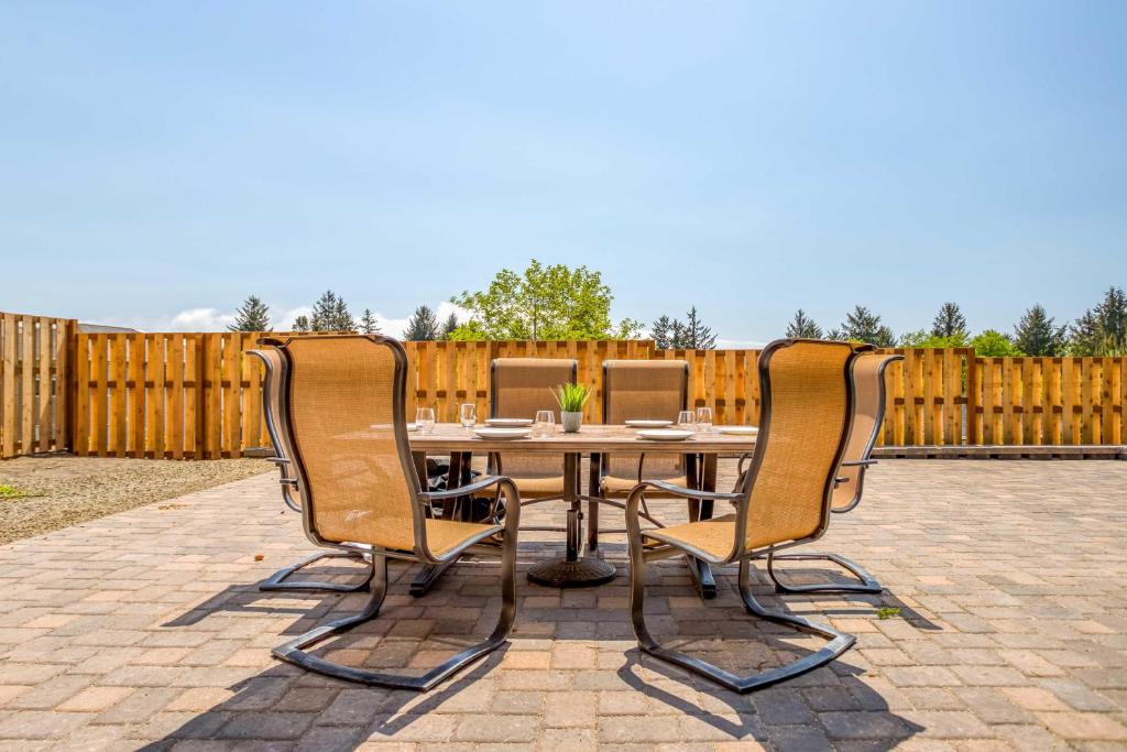 Rest Ashore, Netarts