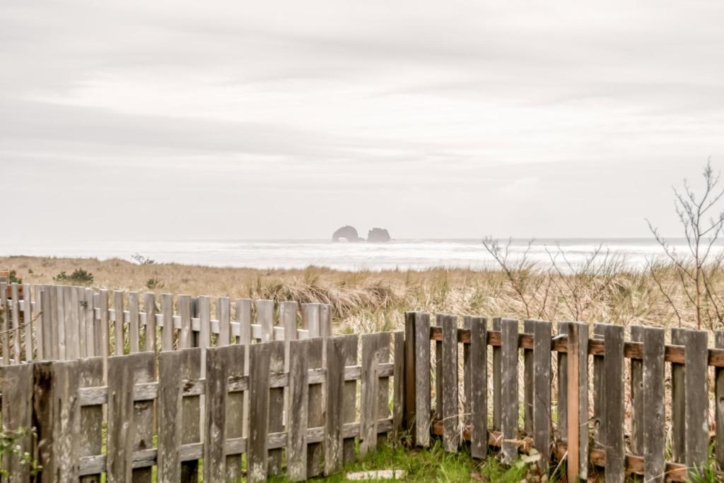 The Hamptons, Rockaway Beach