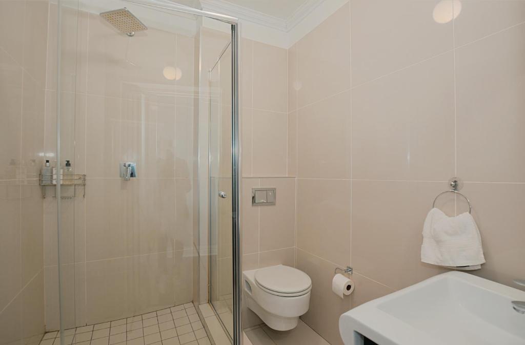 ALBATROSS SUITE photo