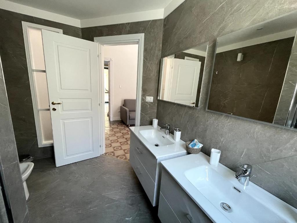 Faraone Apartments - 4