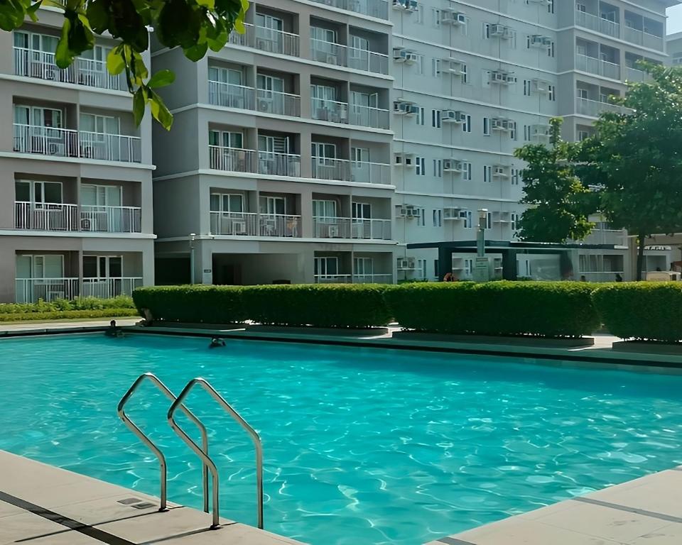 Trees Residence HapiBelles Staycation Tower 8, Manille