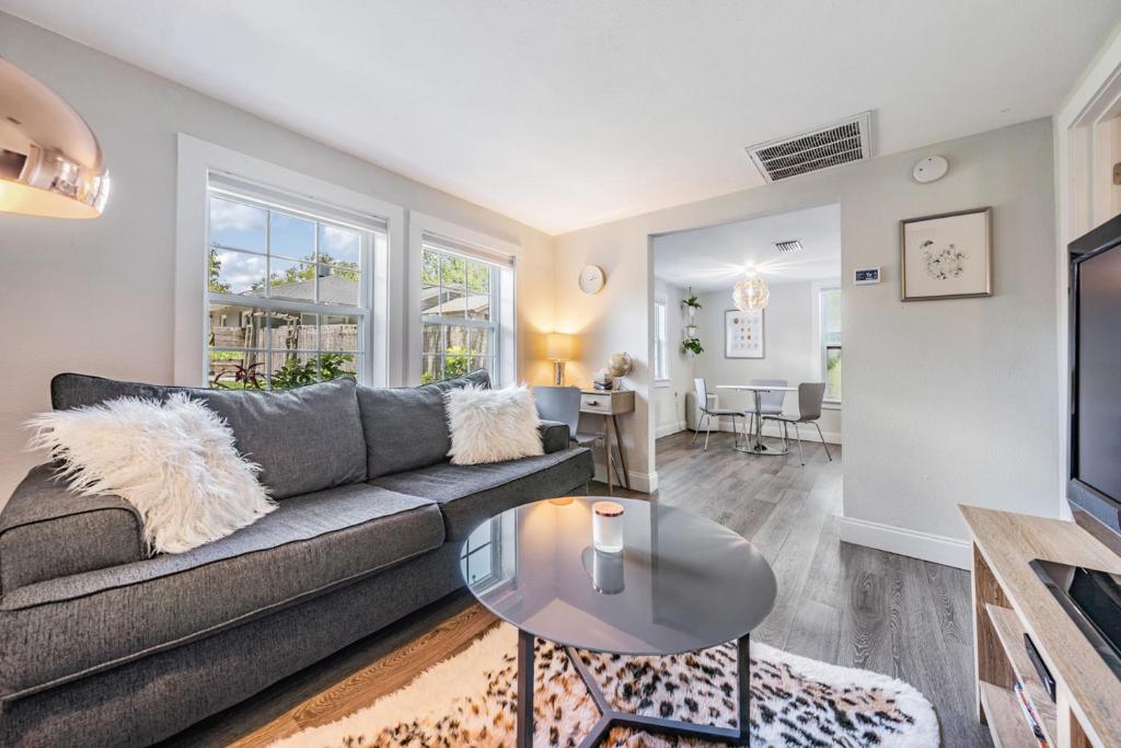 The Urban Nest, Tampa