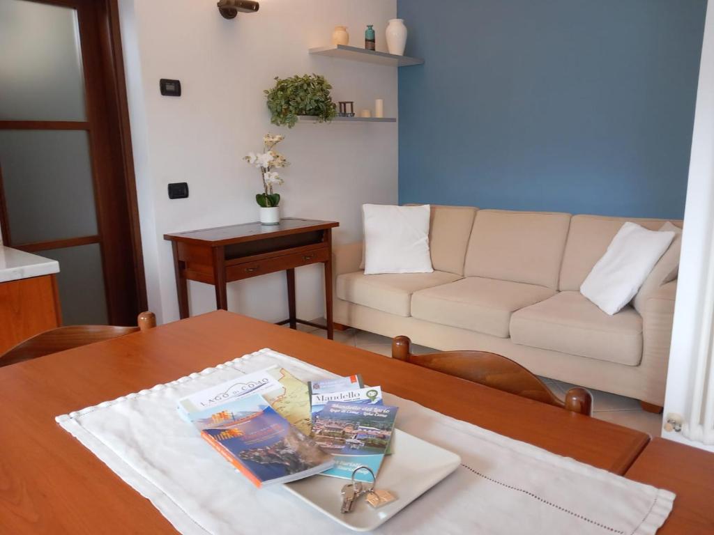 Lake and Guzzi view - Holiday Home - 2