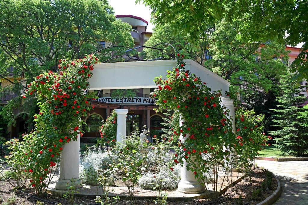 Hotel Estreya Palace — Hotel in Varna