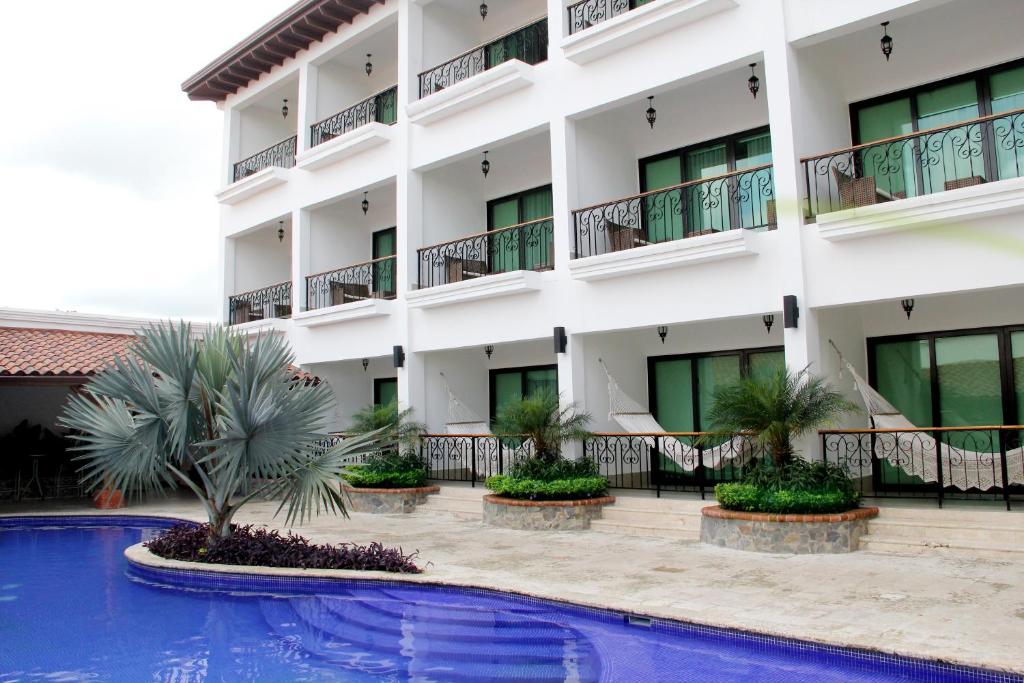 Hotel Gran David — Hotel in Santiago