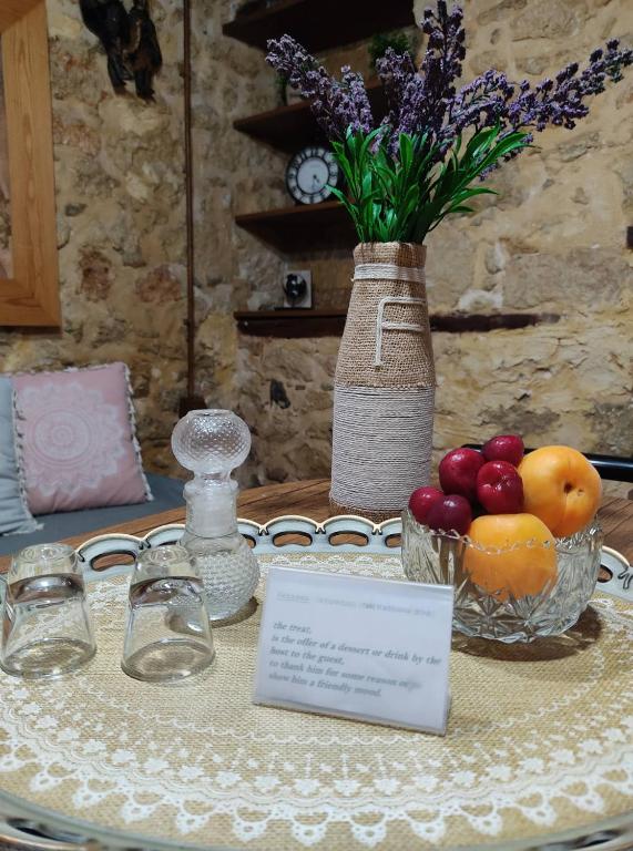 Filia's Traditional Haouse, old town in Heraklion photo