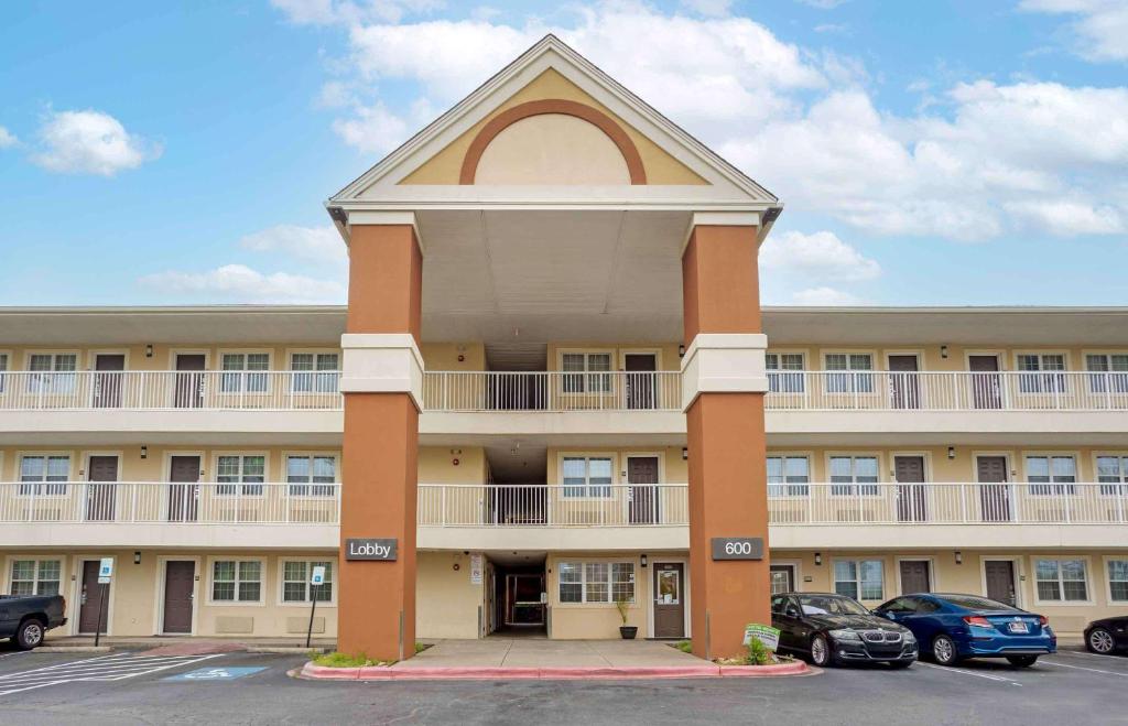 Extended Stay America Suites - Little Rock - Financial Centre Parkway photo
