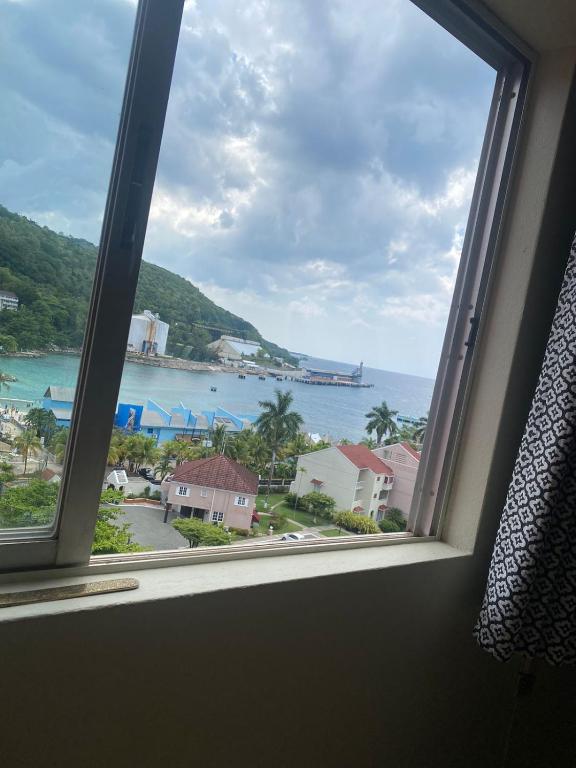 Turtle Beach Towers Condo photo