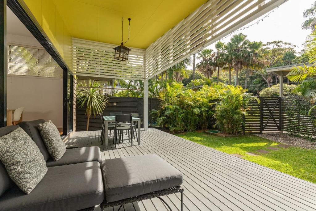 At Lizzie, Elizabeth Beach