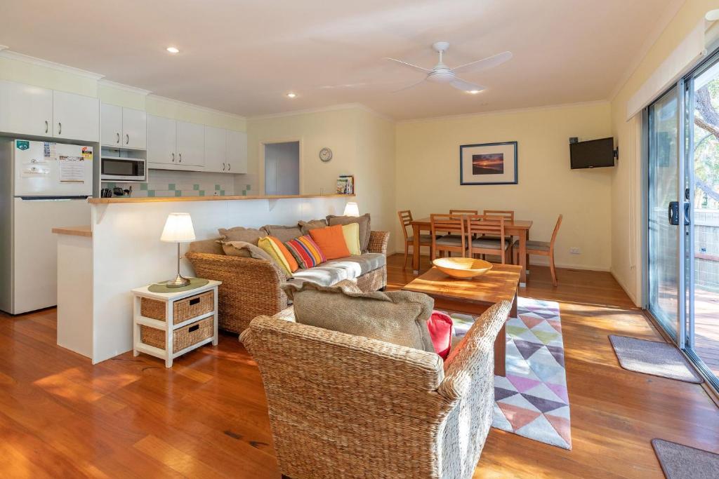 Point Break, Boomerang Beach