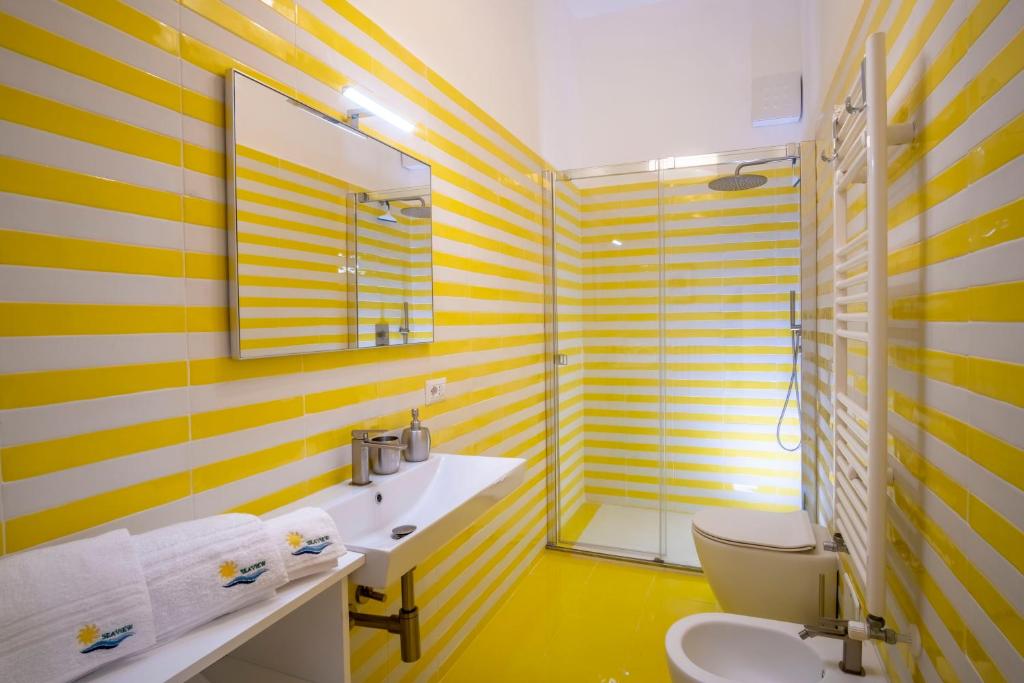 Sea View Luxury Apartment - 4