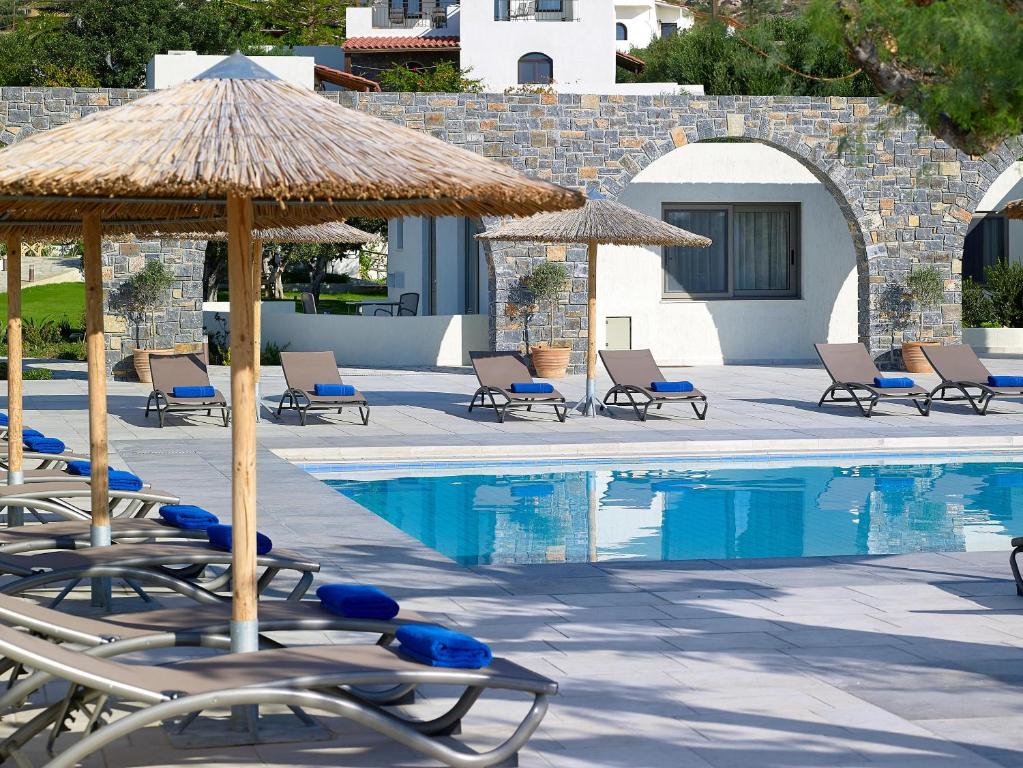 CHC Corvina Beach Hotel photo