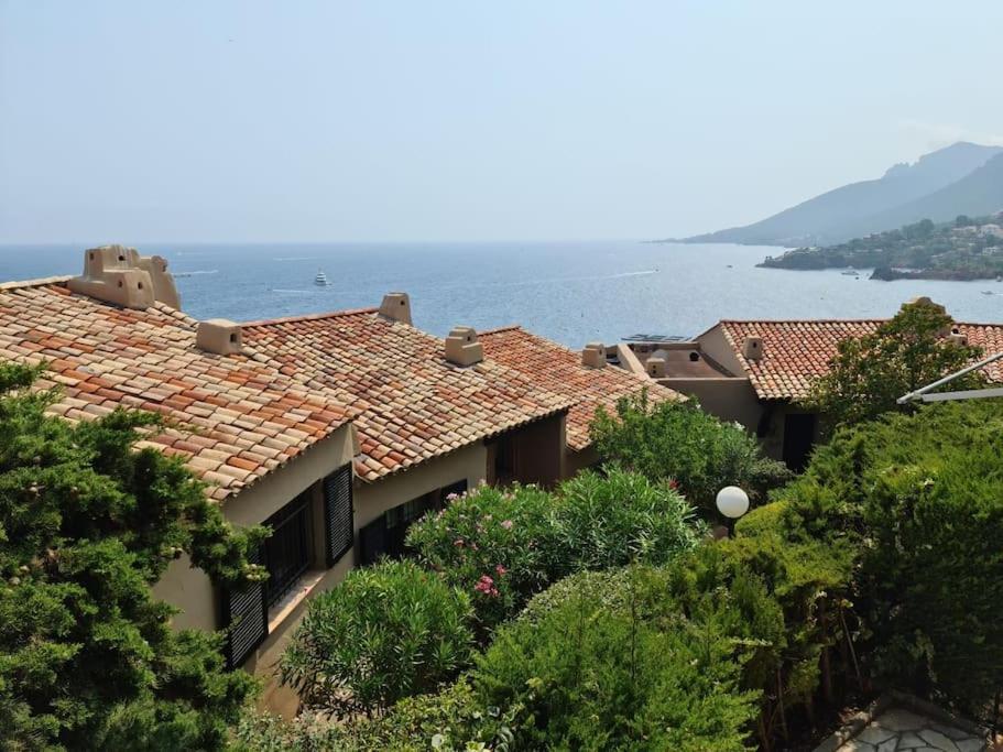 Grand studio 35 m2 avec mezzanine et vue mer, Théoule-sur-Mer