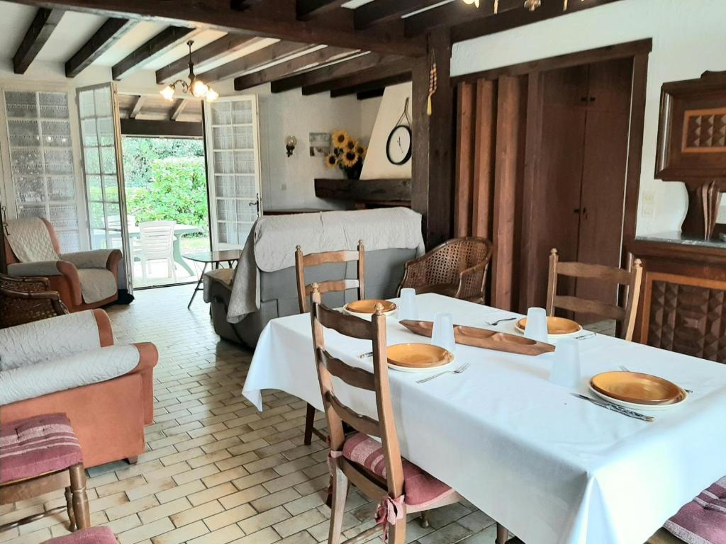 Maison spacieuse avec jardin, proche commerces et plage, 6 couchages, parking privatif - FR-1-239-902 - 5
