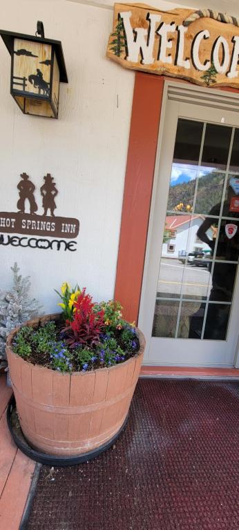 Hot Springs Inn photo