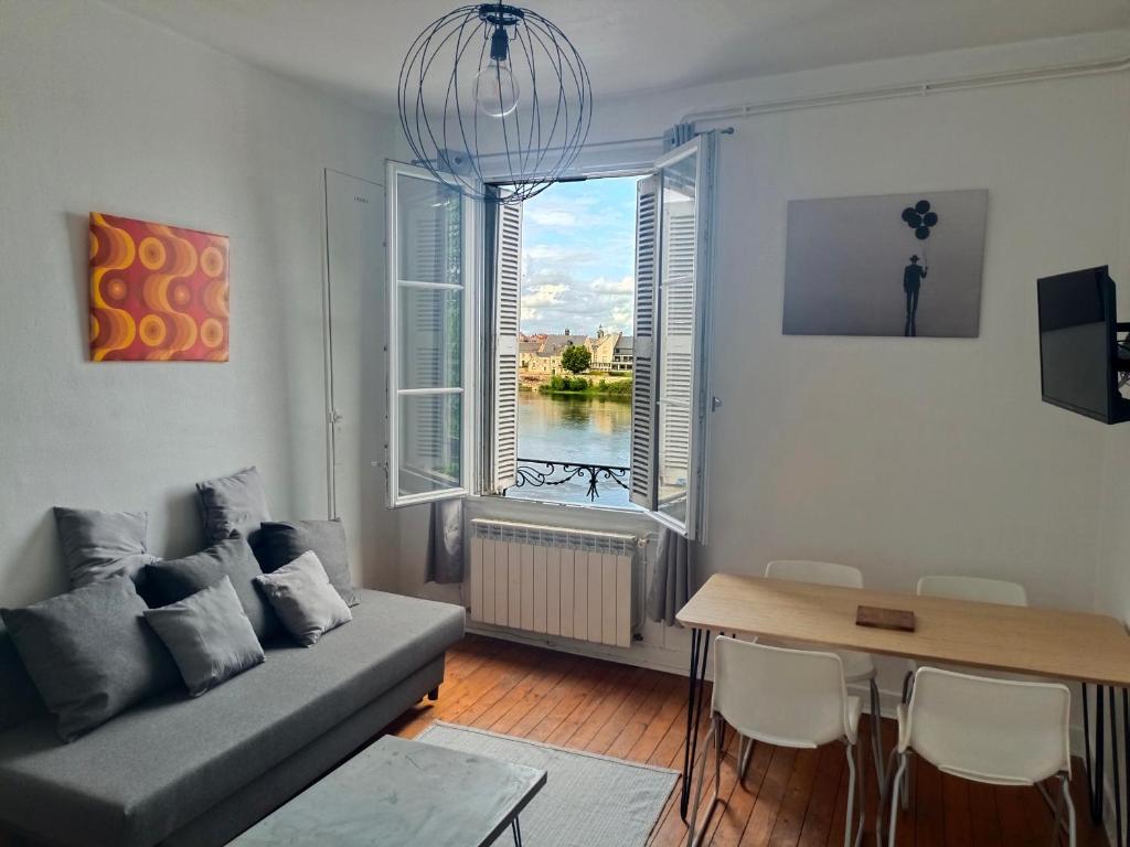 T2 vue sur Loire local vélo, Saumur