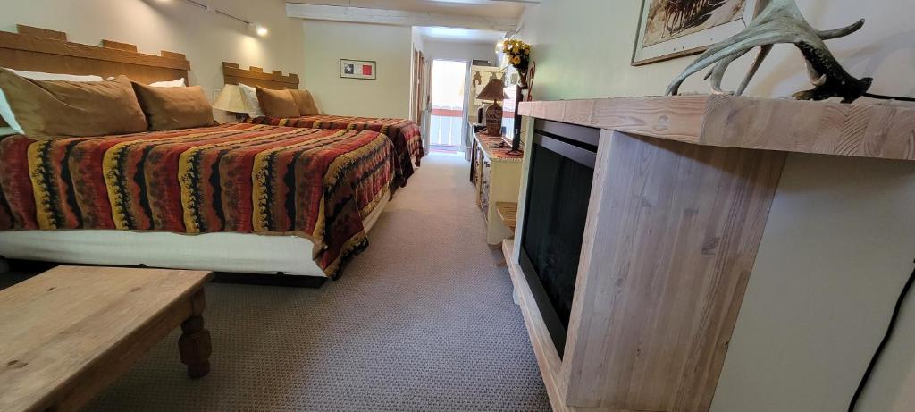 Hot Springs Inn photo