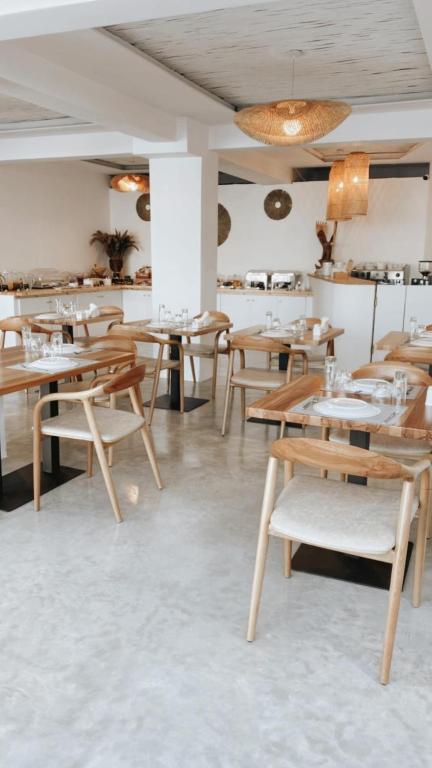 Geo & Art Boutique Hotel Himara photo
