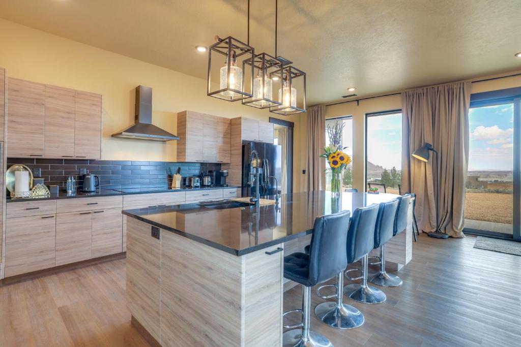 Big Water Home with Deck about 13 Mi to Lake Powell (UT) reviews, prices of Hotels