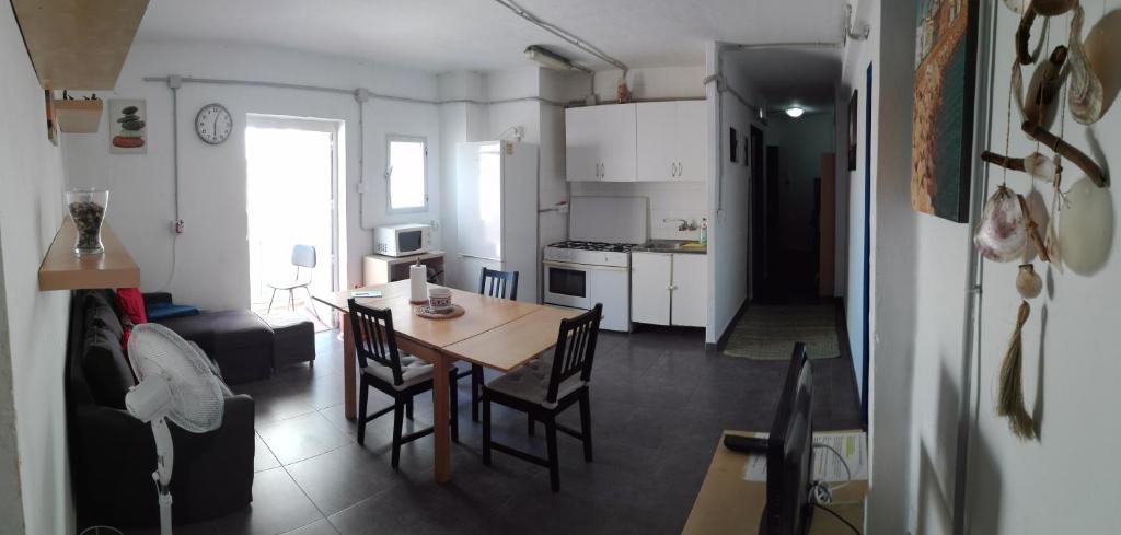 Flat near cathedral. 3 bedrooms. - 4
