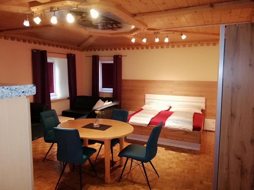 Zimmer und Appartement Marktcafe Sankt Peter am Kammersberg 87 - 3
