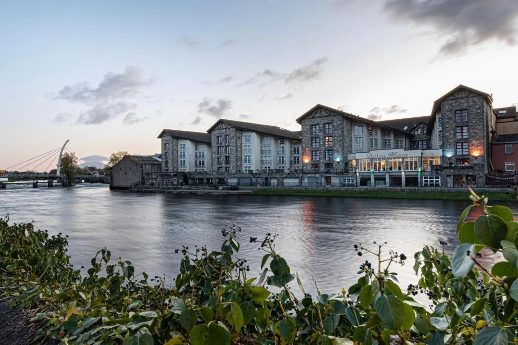 Ballina Manor Hotel, hotel in Ballina