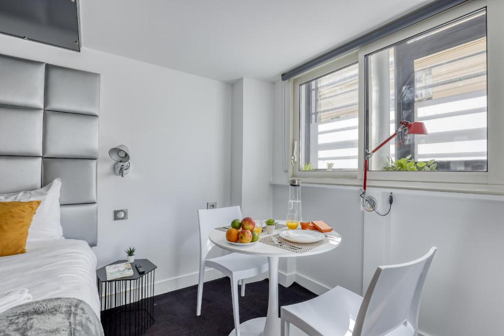 Branded New and Comfy Studio - Heart of Paris 3 - 5