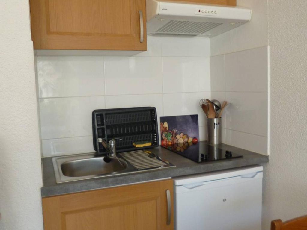 Studio avec Parking, Wi-Fi et Animaux Acceptés - Proche Étang de Thau et Thermes - FR-1-571-19 - 5