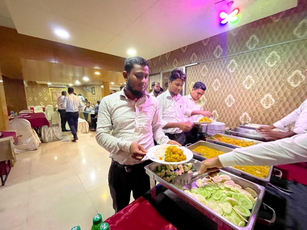 Restaurant, Hotel Milina in Dhaka