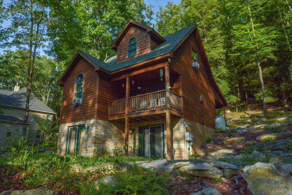 Hidden Treasure, Oakland