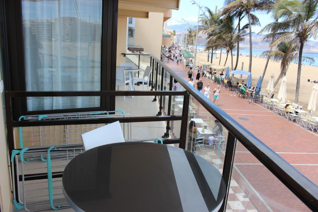 Lord Nelson Las Canteras 1 - 3