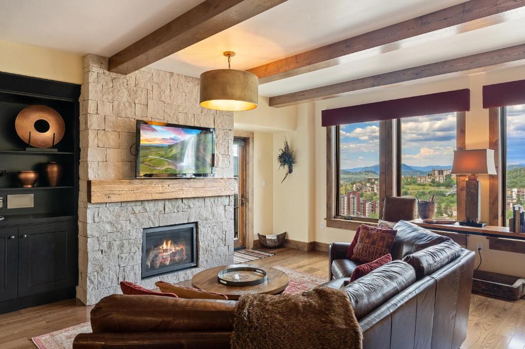 Edgemont 2605 - Luxury Ski-in Ski-out Condo, Steamboat Springs
