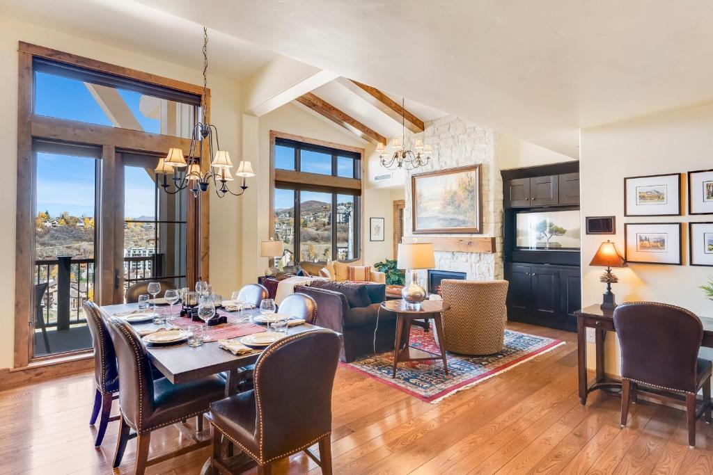 Edgemont 2707 - Luxury Ski-in Ski-out Condo, Steamboat Springs