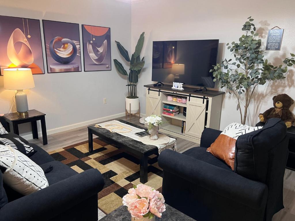 Sweet Condo