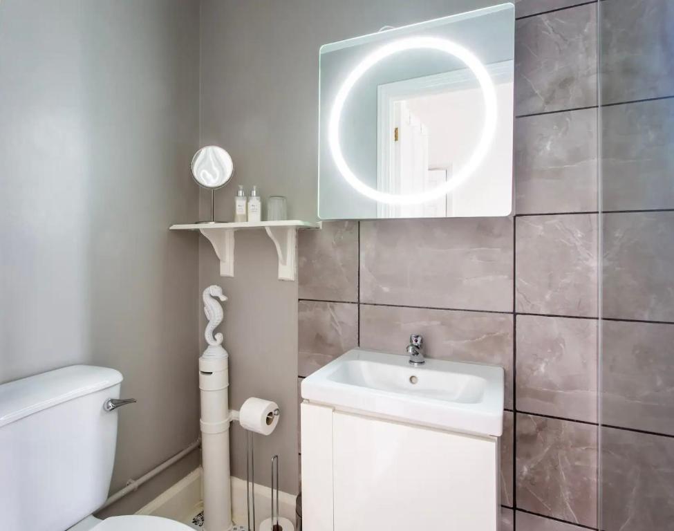 Brackenbury House photo