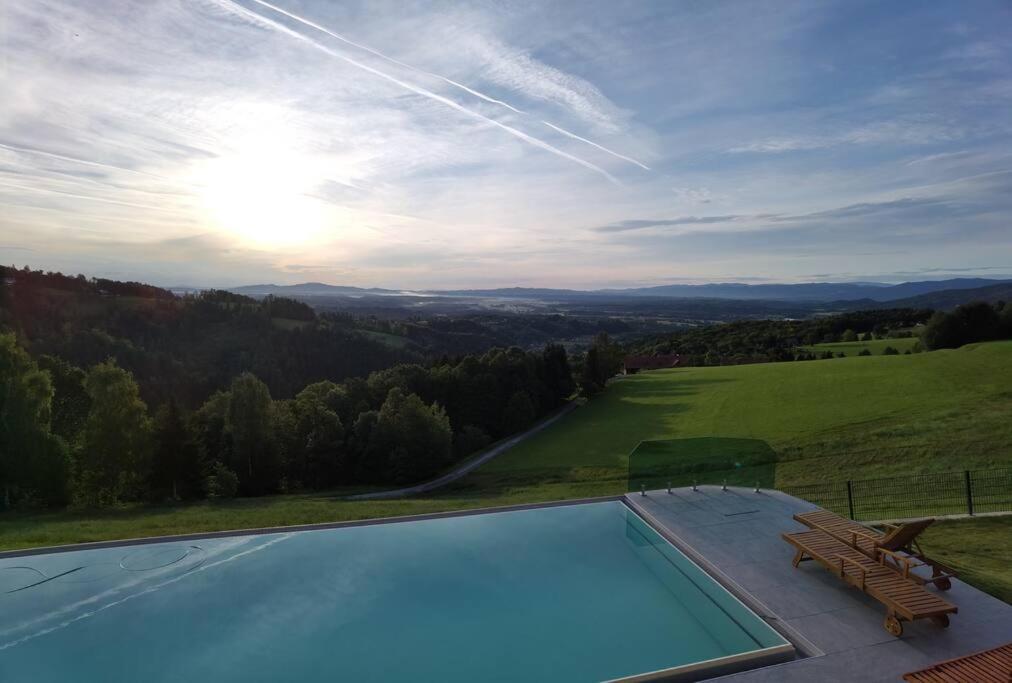 Chalet-Südsteiermark - traumhafte Aussicht, Infinity Pool, Privatsphäre, Klima und de-luxe Ausstattung - 4