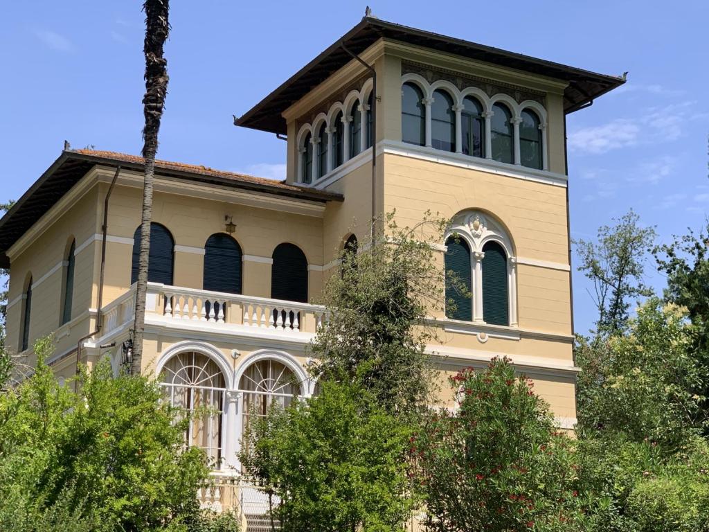 VILLA MARIA LUISA . SPLENDIDA VILLA LIBERTY - 1