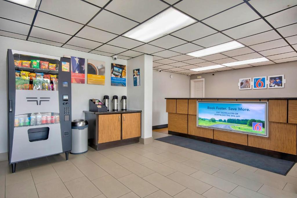 Motel 6-Sulphur, LA photo