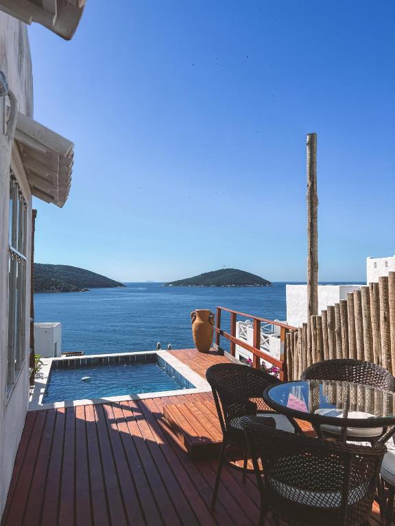 Casa Mykonos - Piscina Privativa — Hotel in Arraial do Cabo