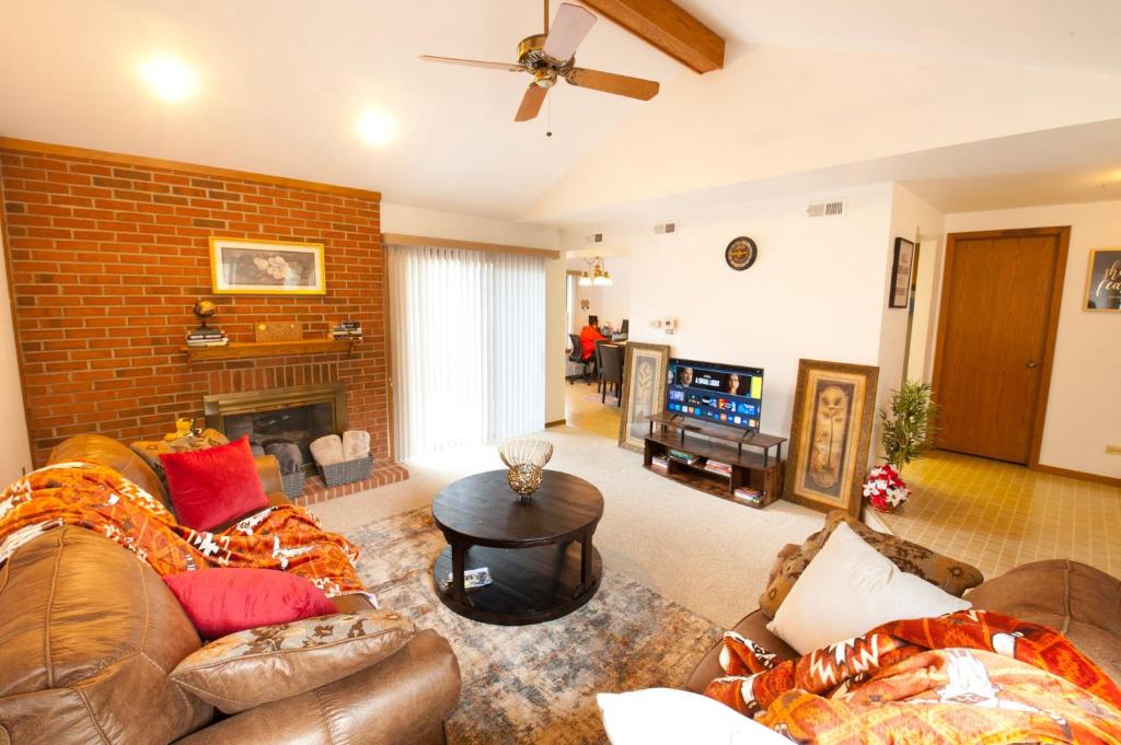 Gifted Bliss - Home within Home!