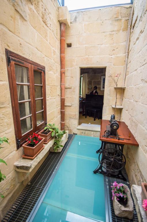 The Burrow Guest House 館内設備