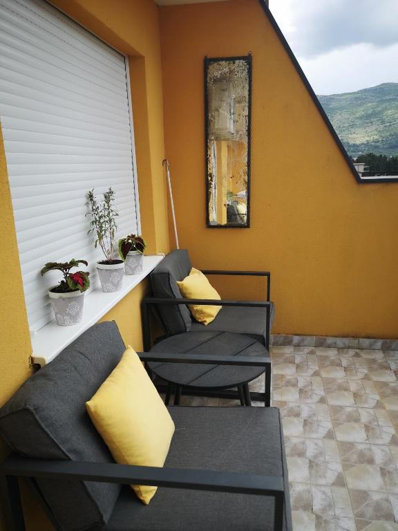 Bella Vista - 3