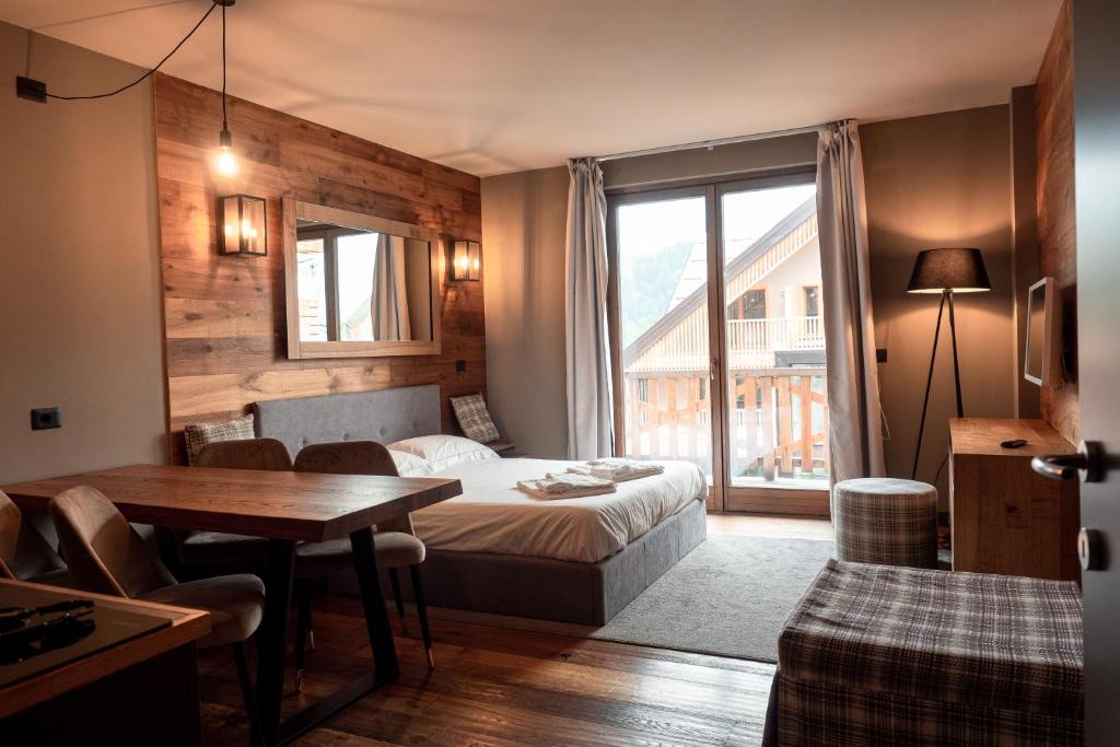 Chalet Everest - Luxury Apartments - 5
