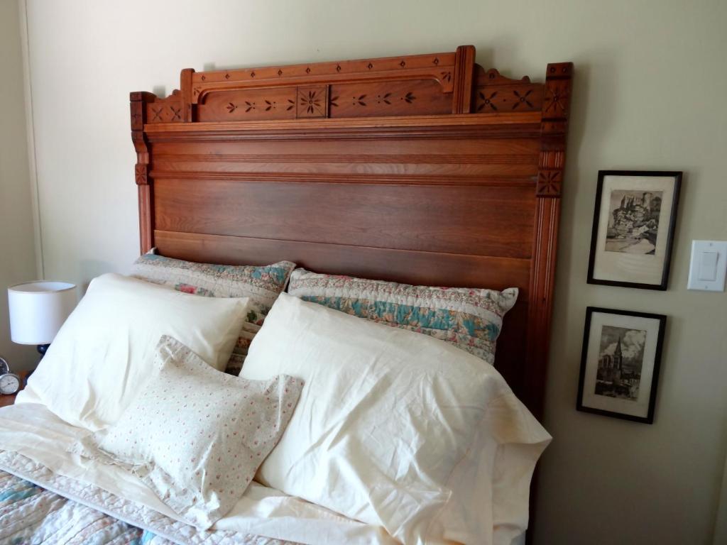 The Captain's House heritage bed & breakfast photo