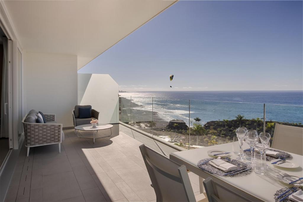 Royal Hideaway Corales Suites 전경